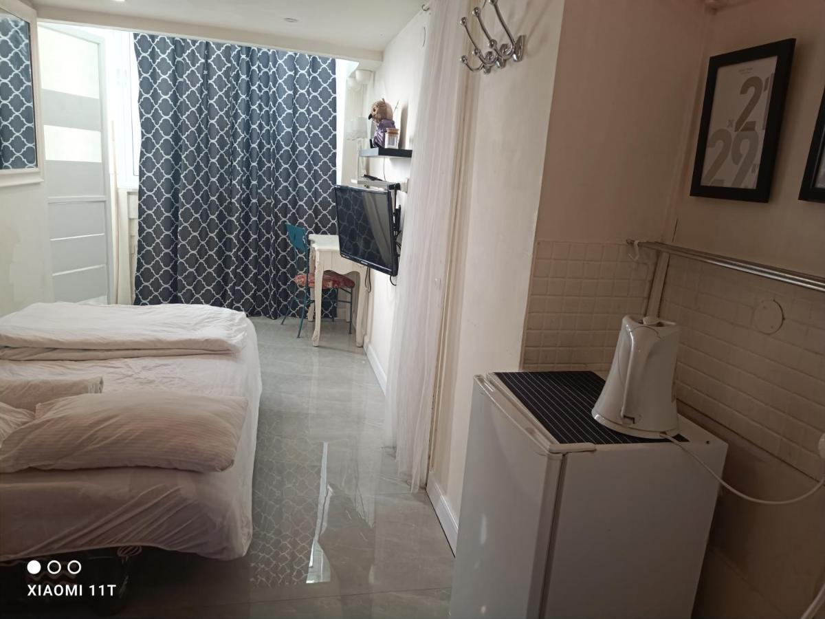 Bugrashov 13 Room Tel Aviv Esterno foto